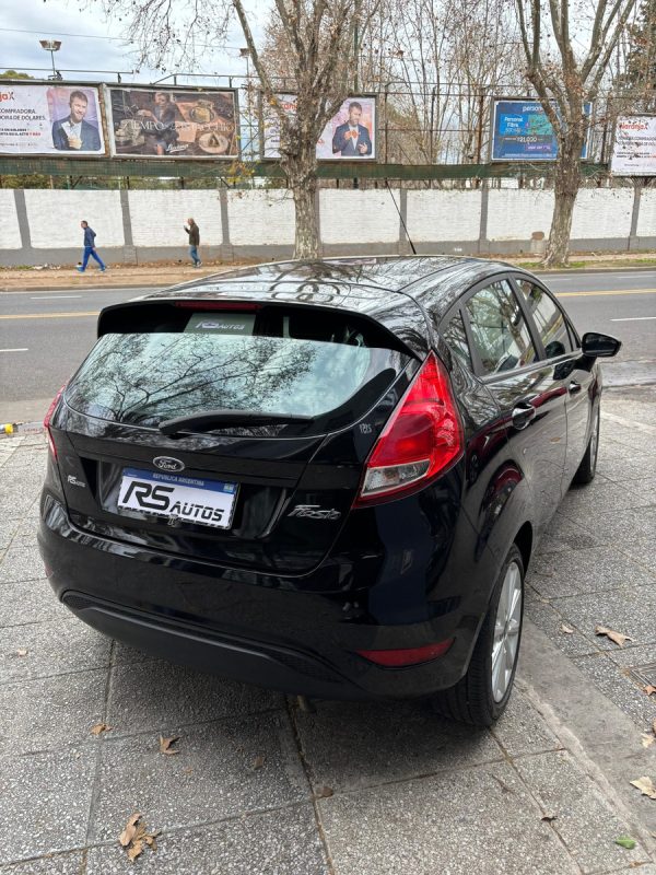 Ford Fiesta Kinetic 1.6 Se - Imagen 6