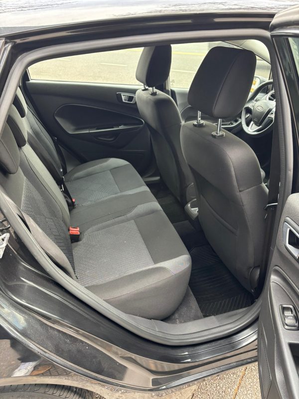 Ford Fiesta Kinetic 1.6 Se - Imagen 14
