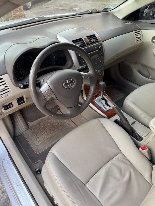 Toyota Corolla 1.8 Se-g At - Imagen 14