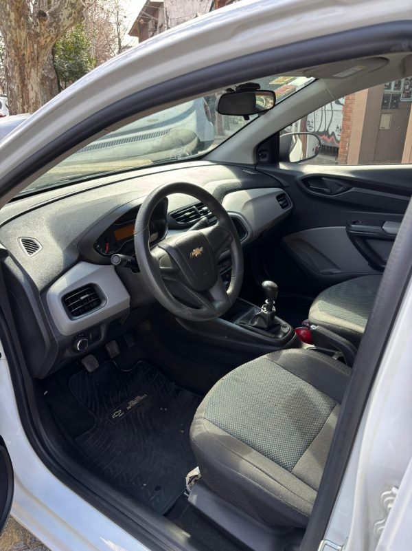 Chevrolet Onix 1.4 Joy Ls 98cv - Imagen 9