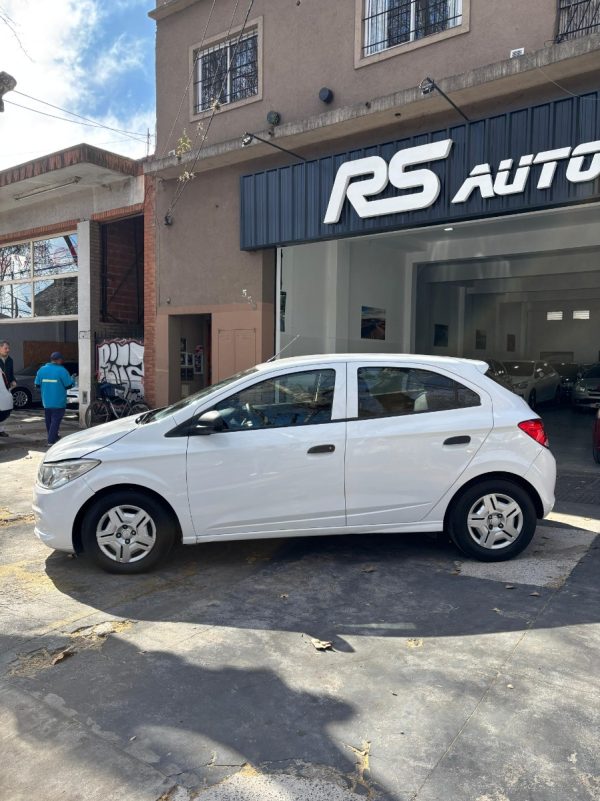 Chevrolet Onix 1.4 Joy Ls 98cv - Imagen 4