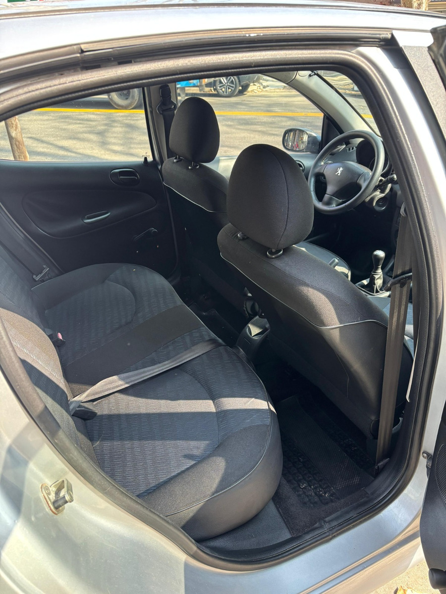 Peugeot 207 1.4 Xr - Imagen 12