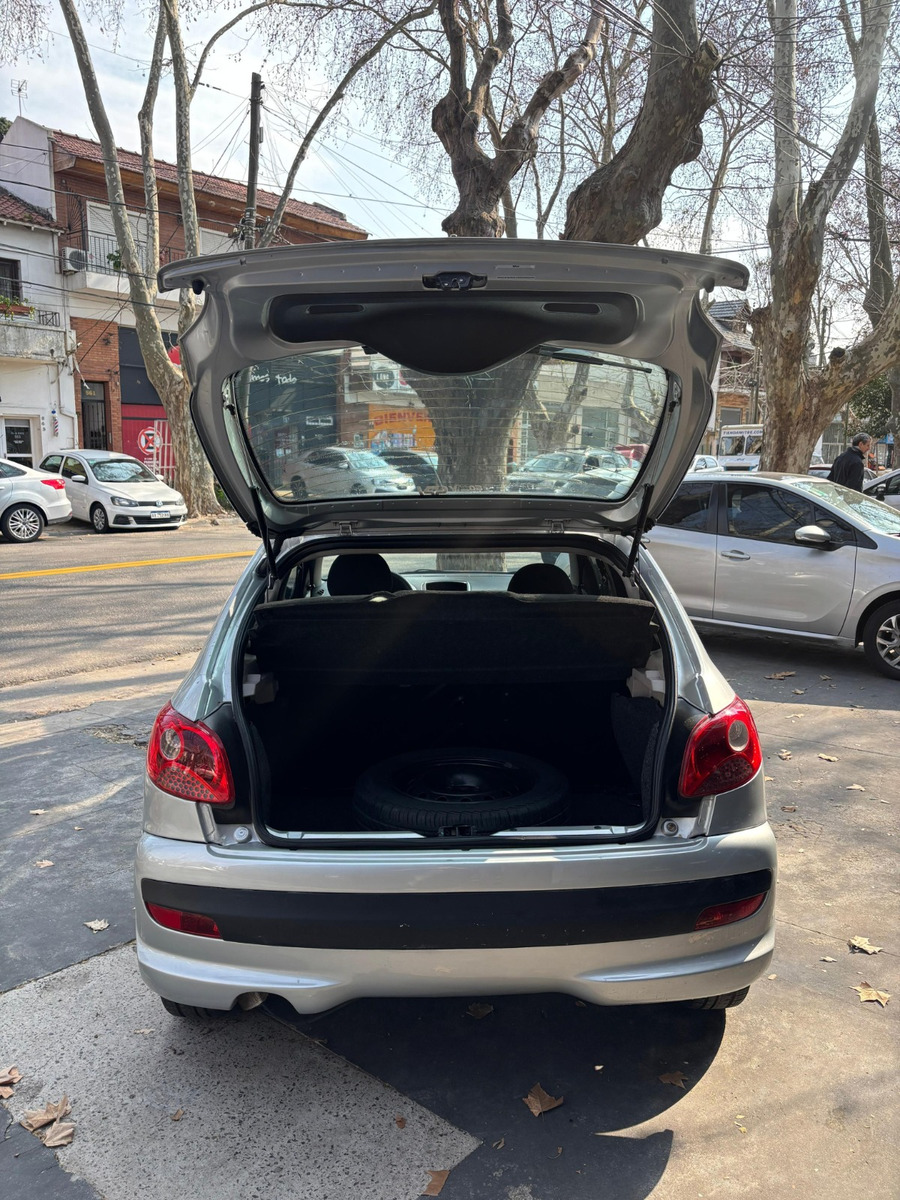 Peugeot 207 1.4 Xr - Imagen 8