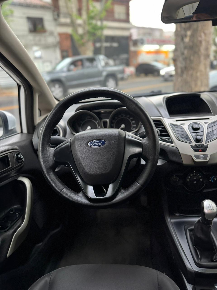 Ford Fiesta Kinetic 1.6 Design Sedan 120cv Trend Plus - Imagen 16
