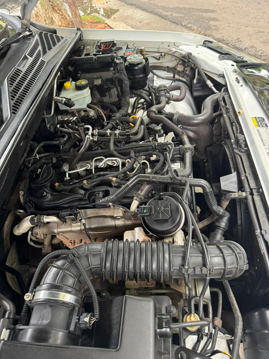 Volkswagen Amarok 2.0 Cd Tdi 180cv 4x2 Highline Pack - Imagen 22