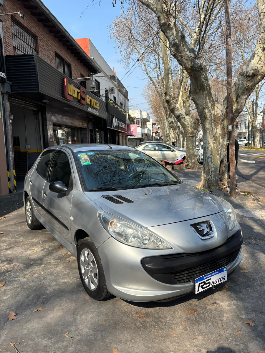 Peugeot 207 1.4 Xr - Imagen 2