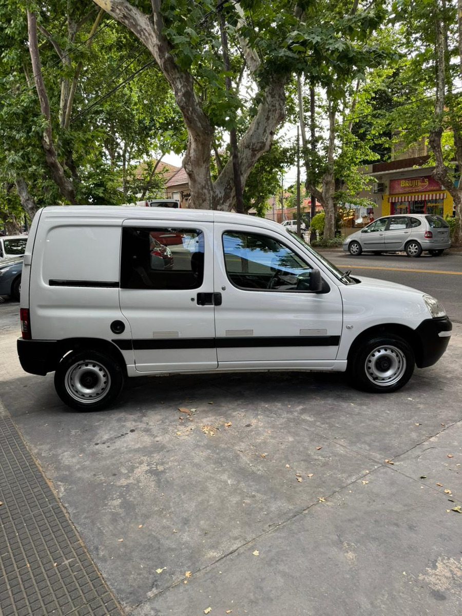 Citroën Berlingo Furgon 1.6 Hdi 92 Bussines - Imagen 6