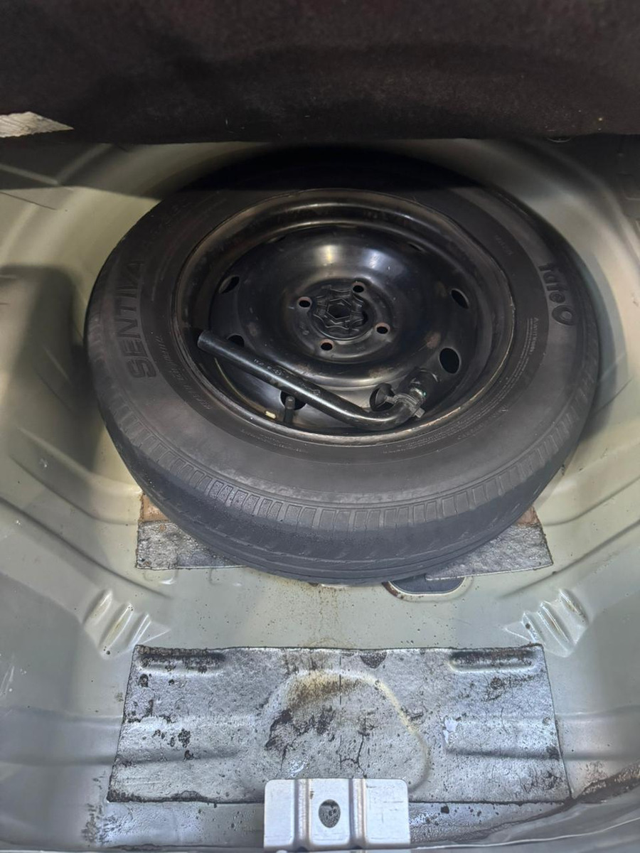 Renault Logan 1.6 Privilege 105cv - Imagen 21