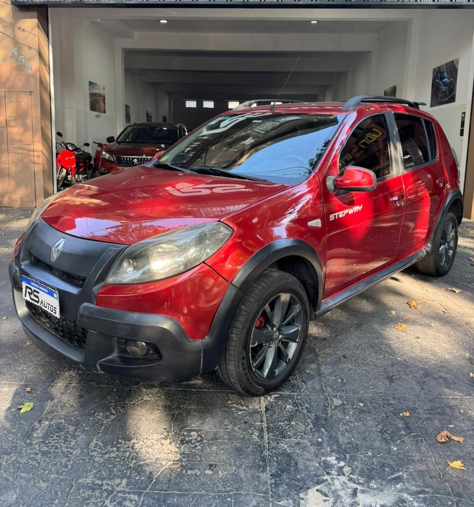 Renault Sandero Stepway 1.6 Privilege Nav 105cv - Imagen 4