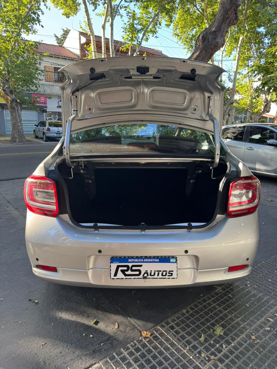 Renault Logan 1.6 Privilege 105cv - Imagen 12