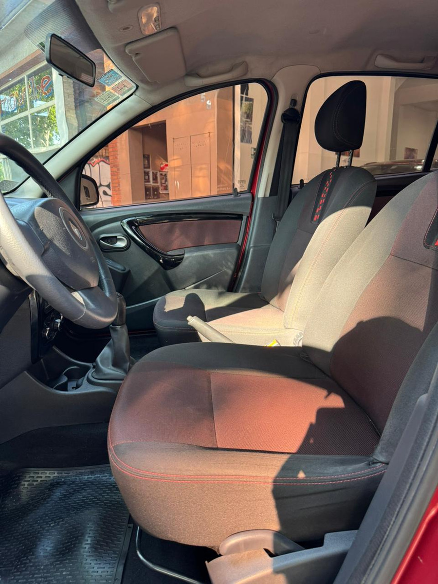 Renault Sandero Stepway 1.6 Privilege Nav 105cv - Imagen 15