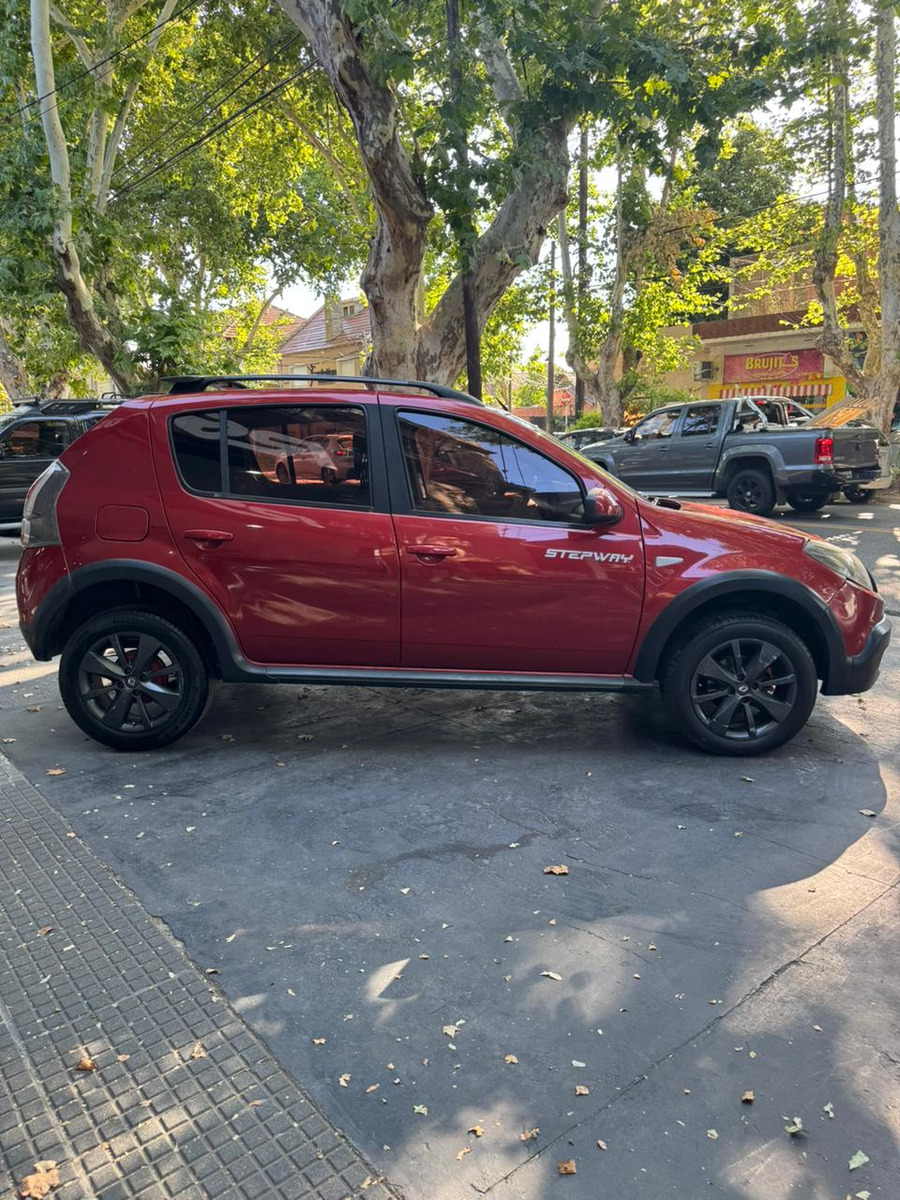 Renault Sandero Stepway 1.6 Privilege Nav 105cv - Imagen 10