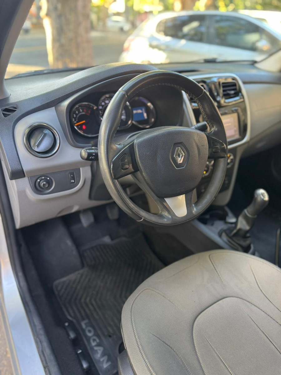 Renault Logan 1.6 Privilege 105cv - Imagen 13