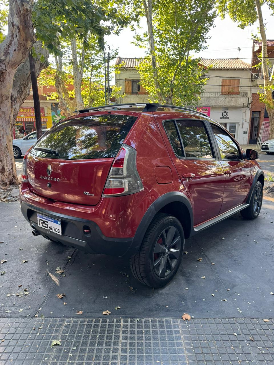 Renault Sandero Stepway 1.6 Privilege Nav 105cv - Imagen 8