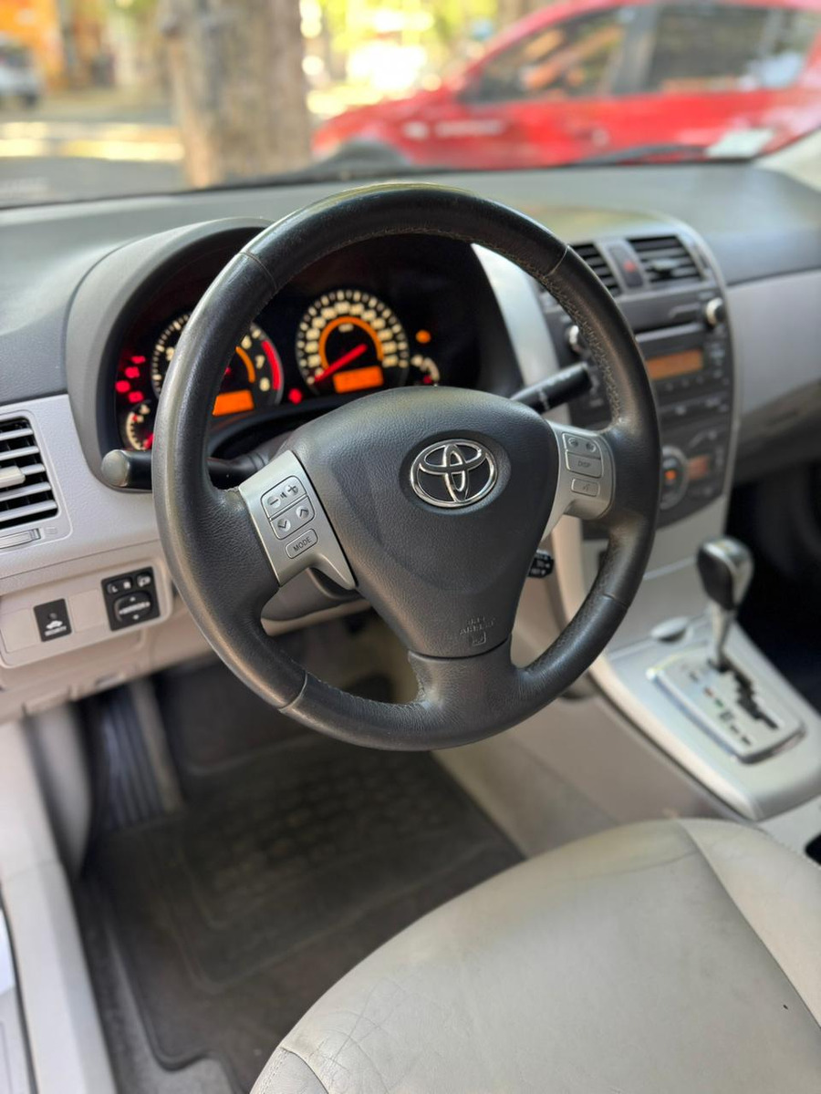 Toyota Corolla 1.8 Xei At Pack - Imagen 25