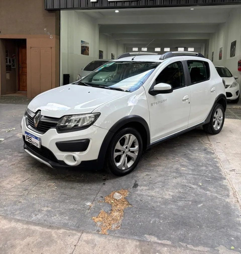 Renault Sandero Stepway 1.6 Privilege 105cv - Imagen 7