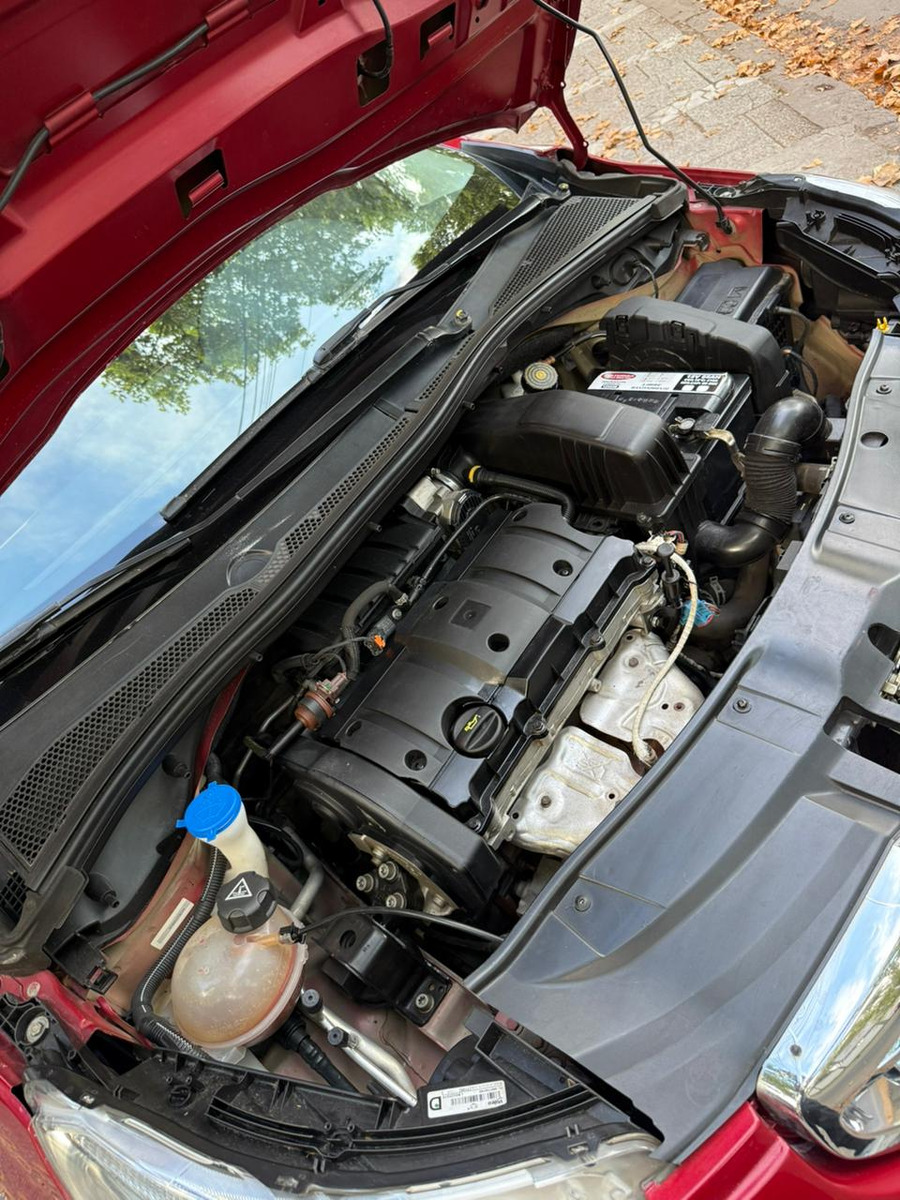 Peugeot 2008 1.6 Active - Imagen 19