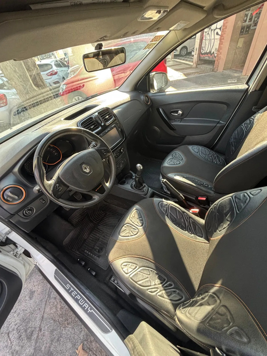 Renault Sandero Stepway 1.6 Privilege 105cv - Imagen 12