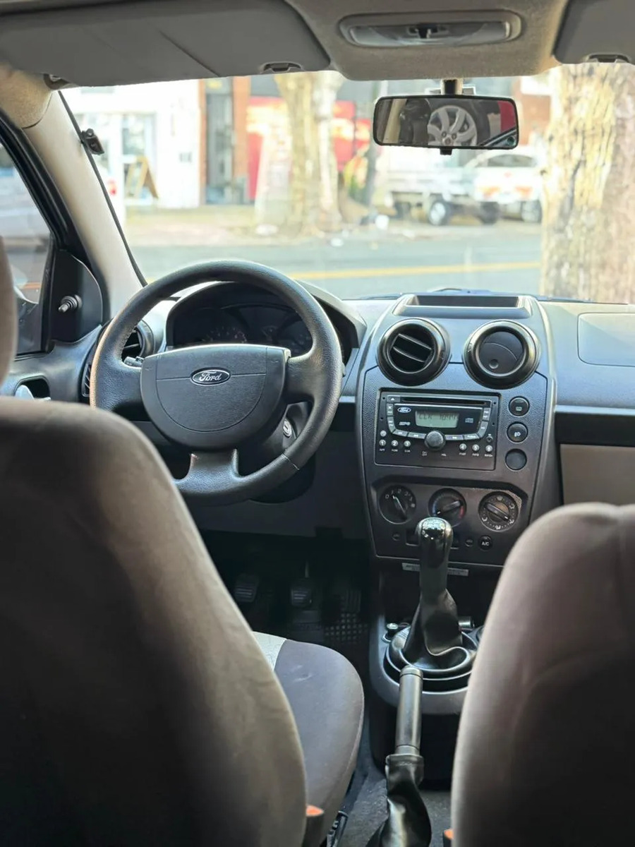 Ford Fiesta 1.6 Ambiente Mp3 - Imagen 17