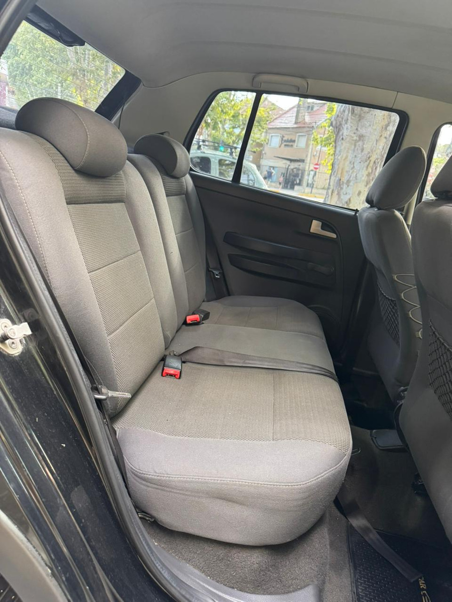 Volkswagen Crossfox 1.6 Comfortline - Imagen 17