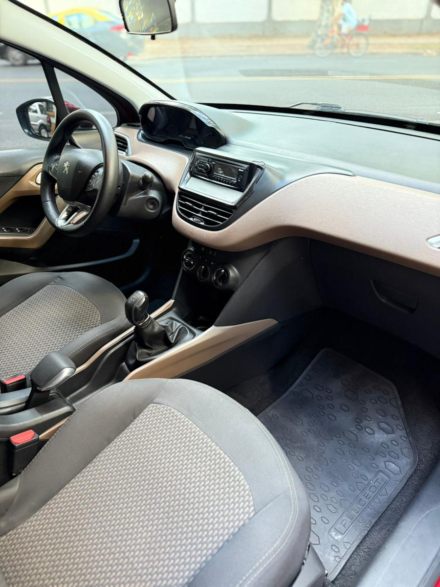 Peugeot 2008 1.6 Active - Imagen 15