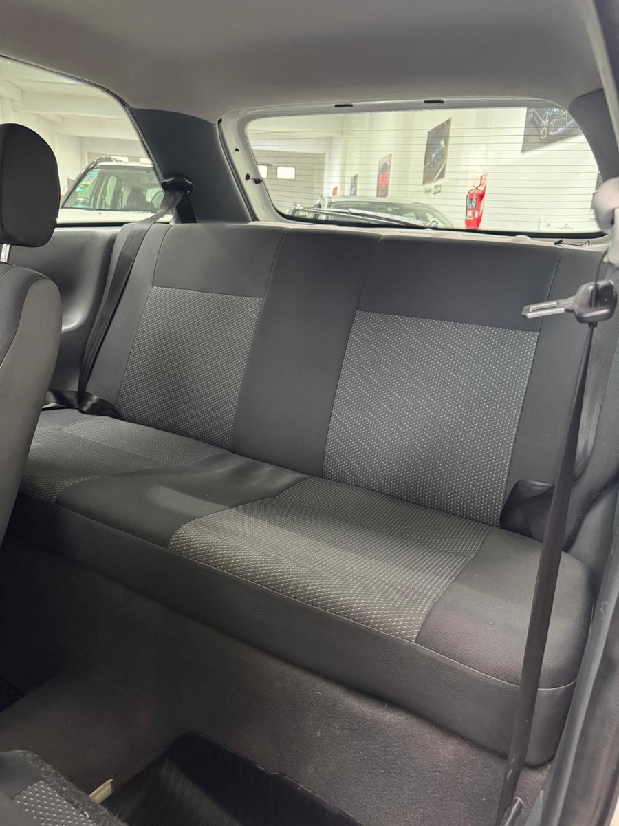 Volkswagen Gol 1.4 Power 83cv 3 P - Imagen 17