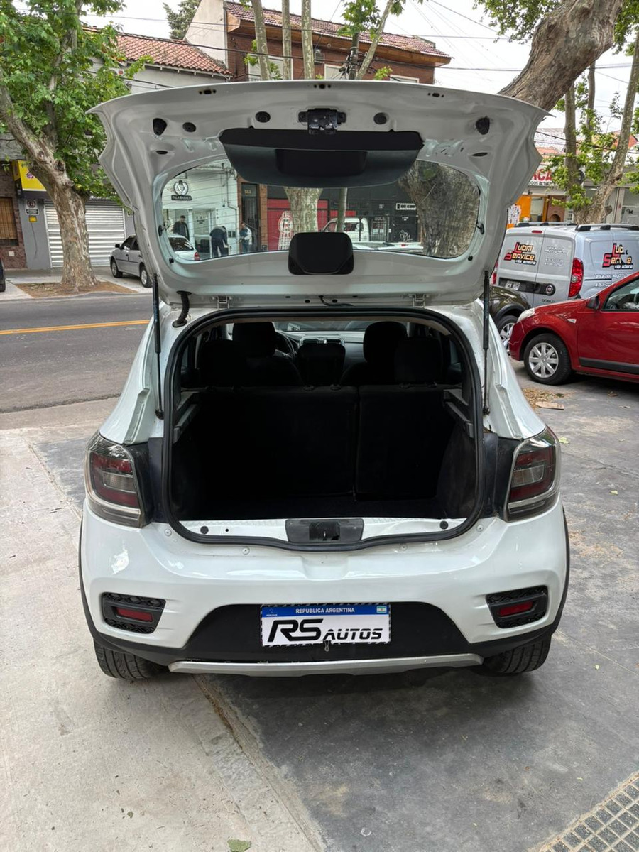 Renault Sandero Stepway 1.6 Privilege 105cv - Imagen 9