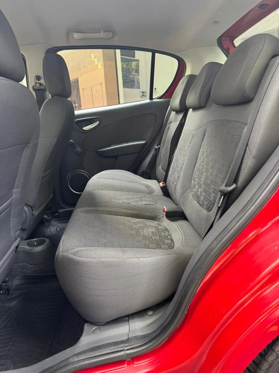 Fiat Palio 1.4 Attractive 85cv - Imagen 18