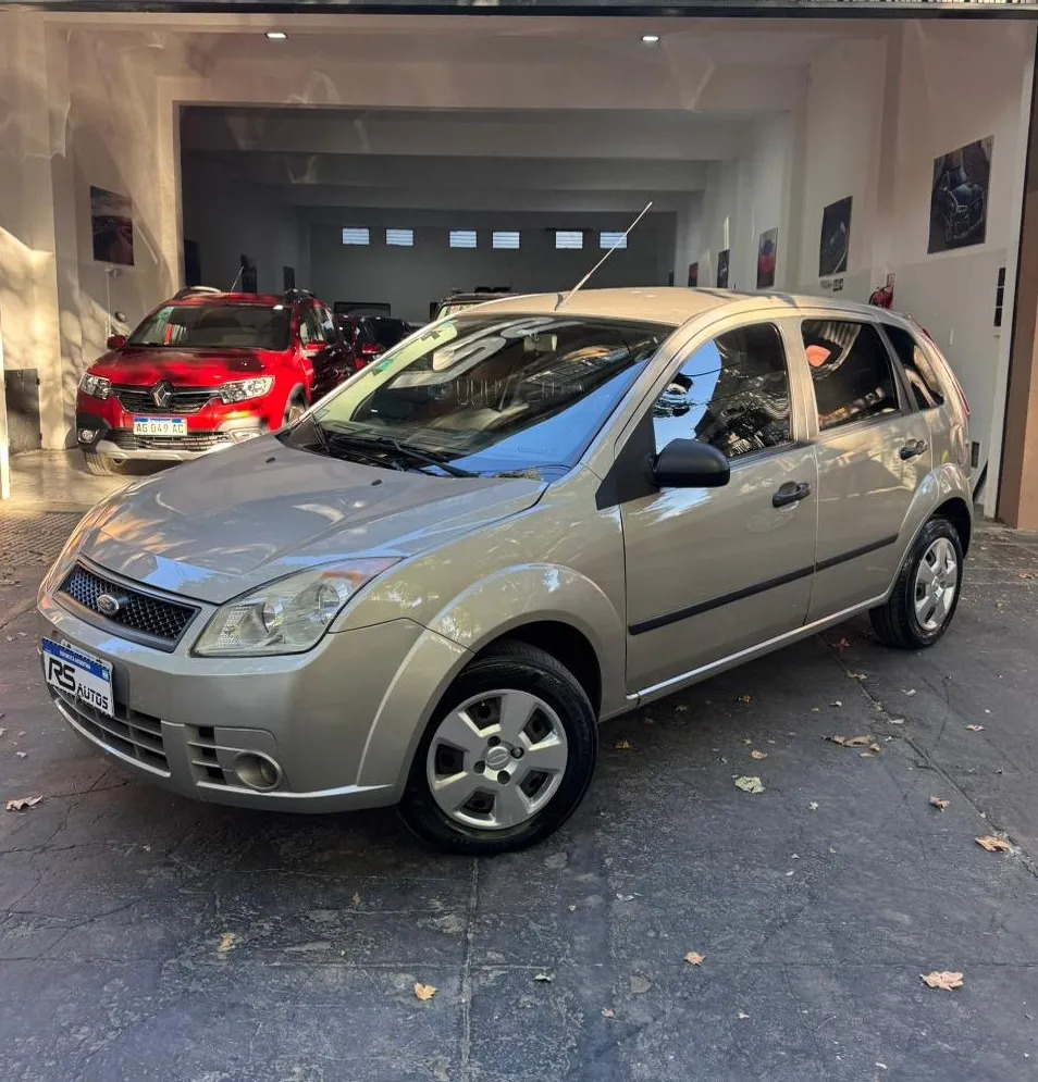 Ford Fiesta 1.6 Ambiente Mp3
