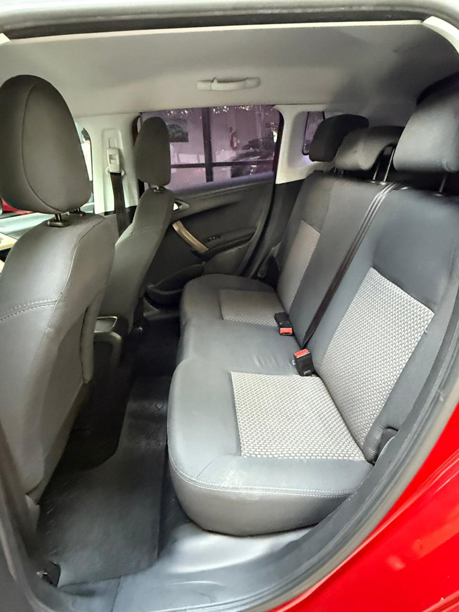 Peugeot 2008 1.6 Active - Imagen 8