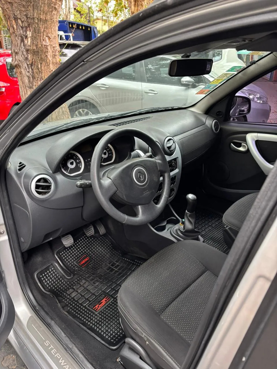 Renault Sandero Stepway 1.6 Confort 105cv - Imagen 16