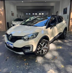 Renault Captur Intens 2.0