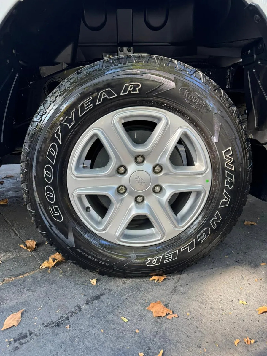 Ford Ranger 3.2 Cd Xls Tdci 200cv - Imagen 25