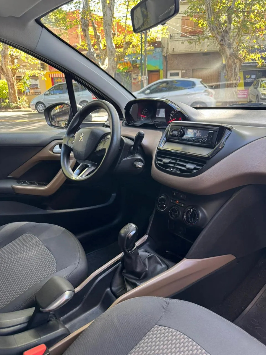 Peugeot 2008 1.6 Active - Imagen 17