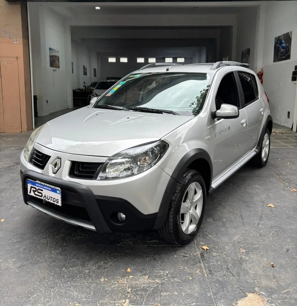 Renault Sandero Stepway 1.6 Confort 105cv - Imagen 4