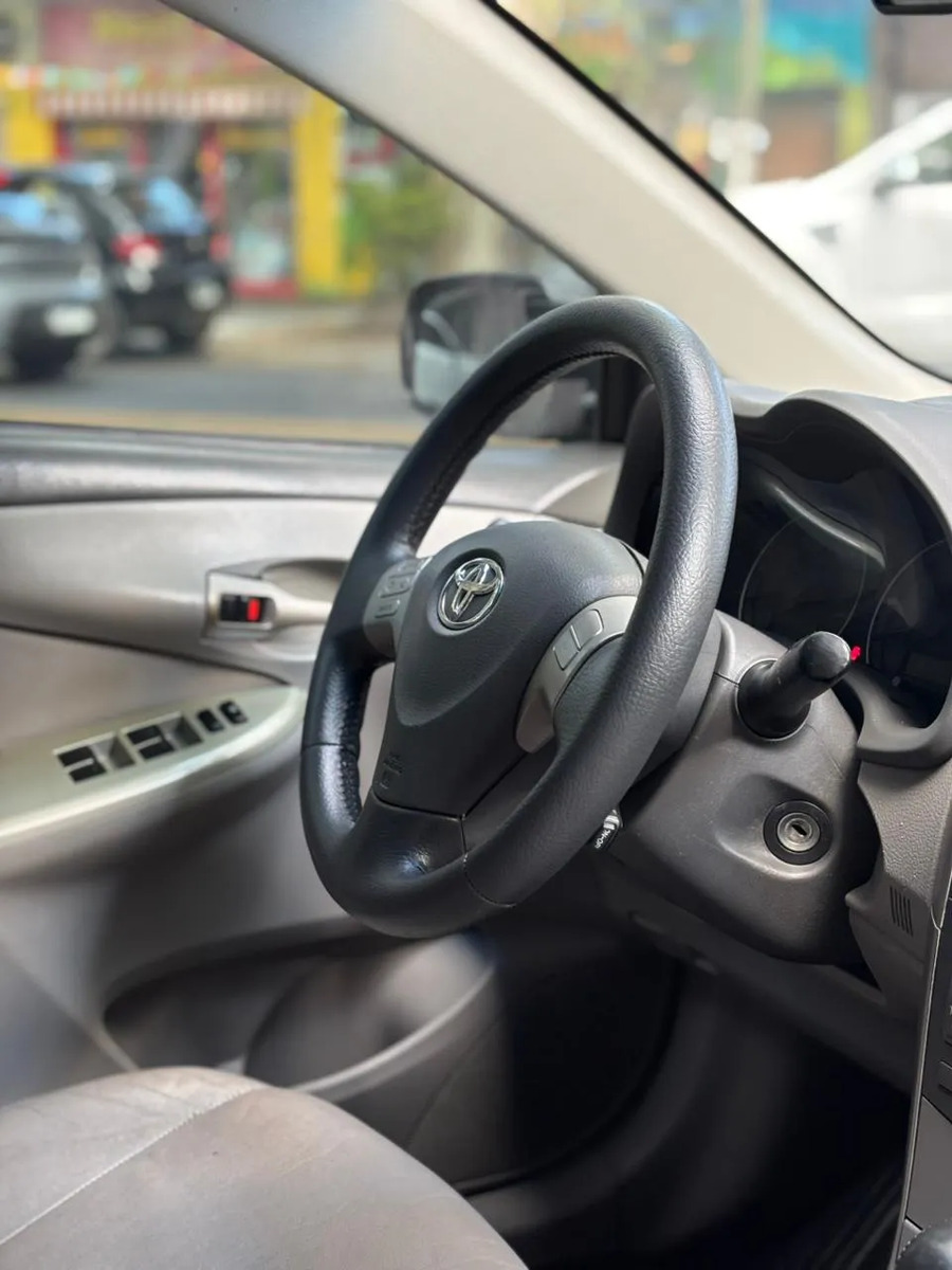 Toyota Corolla 1.8 Xei At Pack - Imagen 19