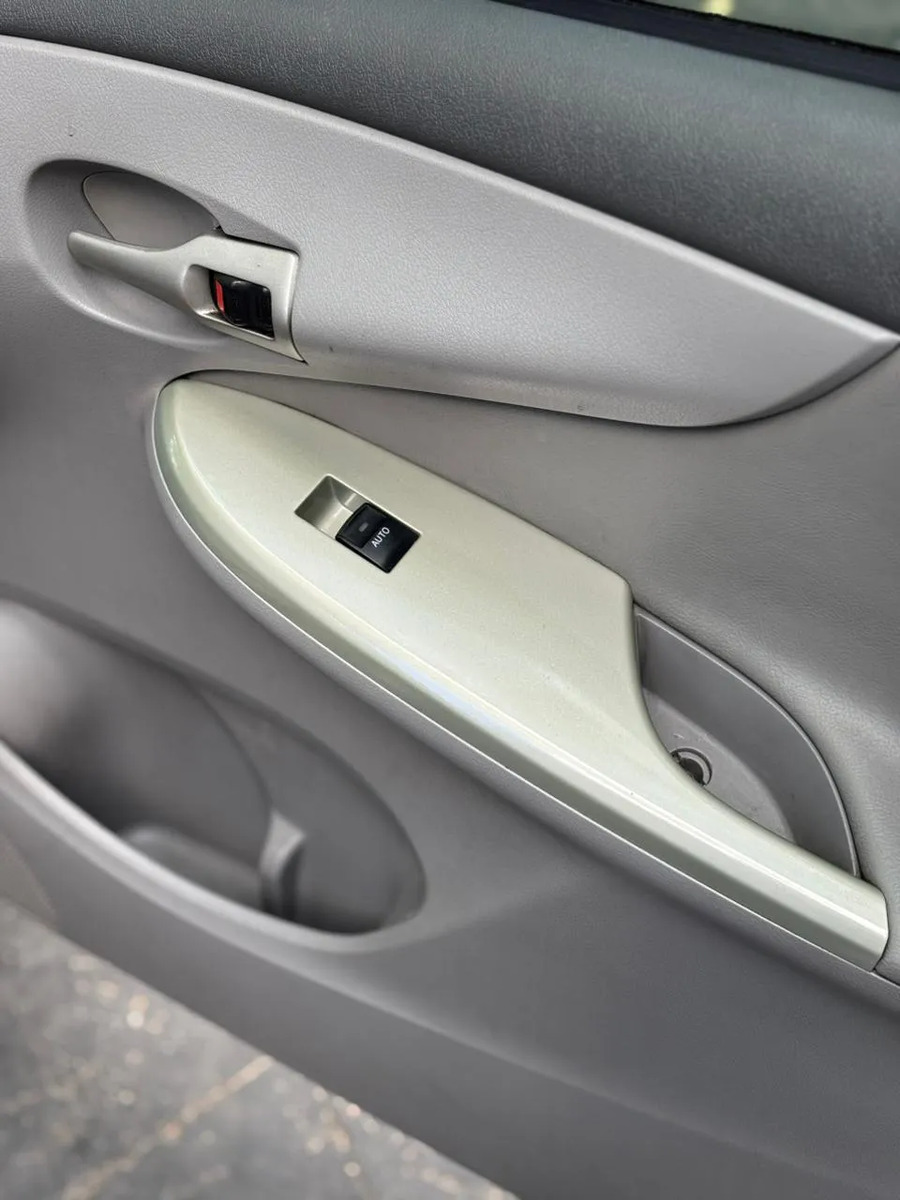 Toyota Corolla 1.8 Xei At Pack - Imagen 20