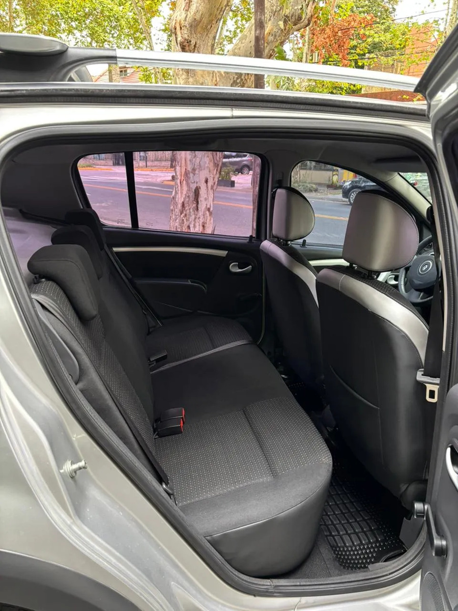 Renault Sandero Stepway 1.6 Confort 105cv - Imagen 14