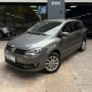 Volkswagen Suran 1.6 Highline 101cv
