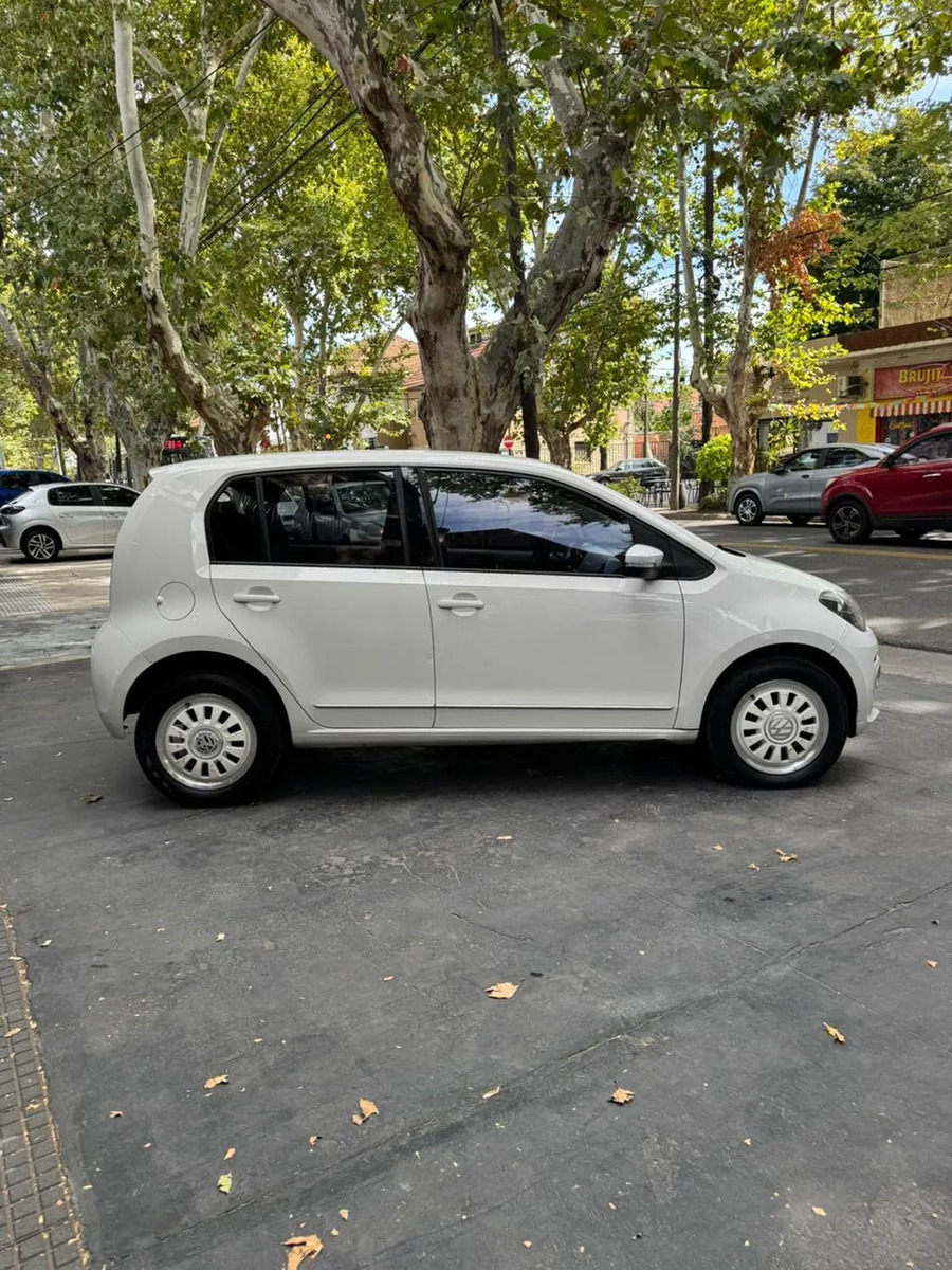 Volkswagen Up! 1.0 White Up 75cv - Imagen 9