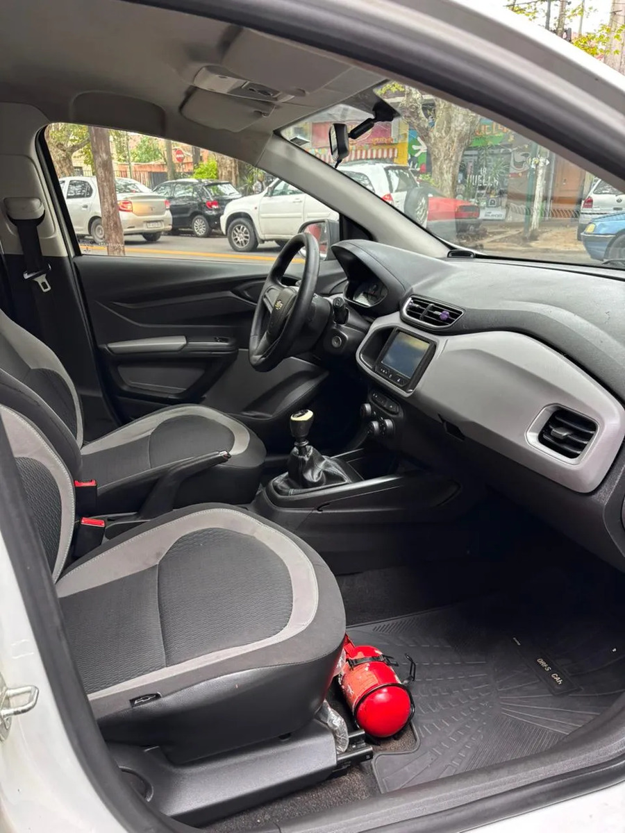 Chevrolet Onix 1.4 Lt Mt 98cv - Imagen 13