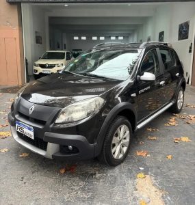 Renault Sandero Stepway 1.6 Confort 105cv