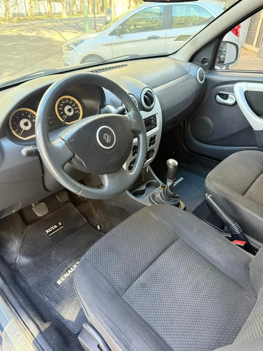 Renault Sandero Stepway 1.6 Confort 105cv - Imagen 15